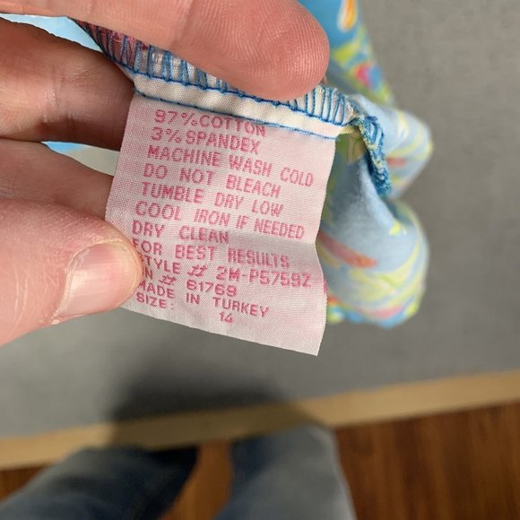 Palm Lily Women’s Sleeveless Button Front Top Turquoise w/ Fruit Print Size 12 - Picture 9 of 10